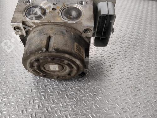 Used ABS pump ABS pump CITROËN DS3 (SA_) 1.6 HDi 110 (112 hp) 32715963 32715963
