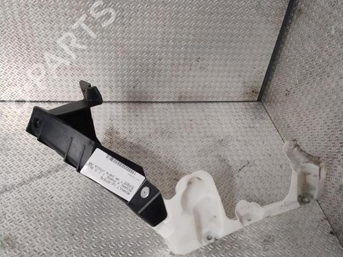 Used Rear bumper bracket RENAULT MEGANE IV Hatchback (B9A/M/N_) 1.5 dCi 110 (B9A3) (110 hp) 30164159