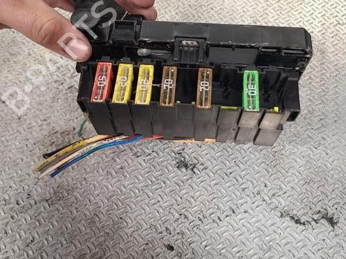 Used Fuse box PEUGEOT 206 Hatchback (2A/C) 1.4 i (75 hp) 30484464