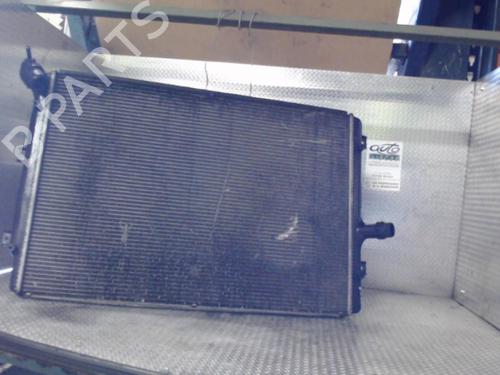 Used Water radiator AUDI A3 Sportback (8PA) 2.0 TDI 16V (140 hp) 24072571