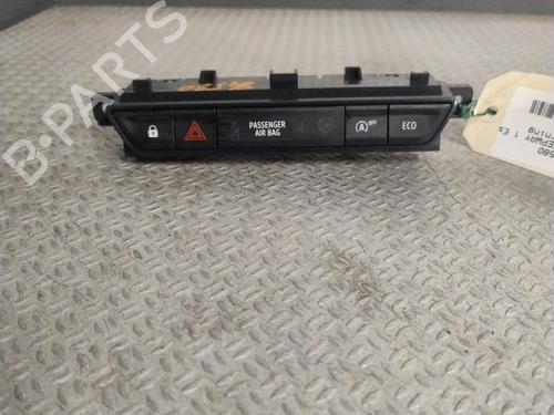 Warning switch DACIA SANDERO III 1.0 TCe 90 | BP34049024I22 - Image 4