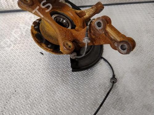 left-front-steering-knuckle-dacia-duster-hm_-2017-33031324 main image