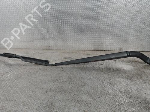 Used Front windshield wiper arm RENAULT MEGANE IV Hatchback (B9A/M/N_) 1.2 TCe 100 (B9MS) (100 hp) 24076219