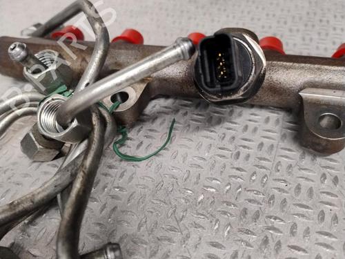 Used Injection rail RENAULT CLIO III (BR0/1, CR0/1) 1.5 dCi (75 hp) 30606308