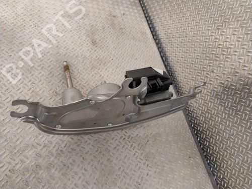 Viskermotor bagrude TOYOTA VERSO S (_P12_) 1.4 D4-D (NLP121_, NLP121R) (90 hp) 24600960