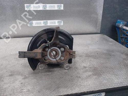 Used Right front steering knuckle NISSAN JUKE (F15) 1.2 DIG-T (115 hp) 24096330
