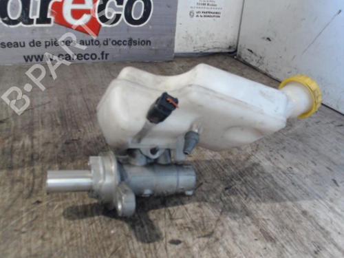 Used Brake master cylinder Brake master cylinder CITROËN C3 II (SC_) 1.4 HDi 70 (SC8HZC, SC8HR0, SC8HP4) (68 hp) 24070551 24070551