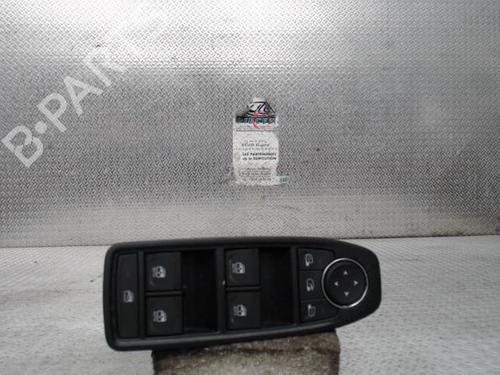 Used Left front window switch RENAULT CLIO V (B7_) 1.0 TCe 90 (B7MT) (91 hp) 28802614