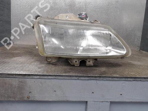 Used Right headlight Right headlight RENAULT LAGUNA I (B56_, 556_) 2.2 D (B56F/2) (83 hp) 24089692 24089692