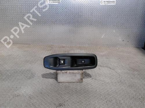 Used Switch PEUGEOT 208 I (CA_, CC_) 1.2 VTI 82 (82 hp) 24092051