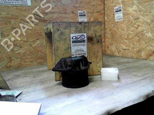 Used Heater blower motor Heater blower motor RENAULT TRAFIC II Platform/Chassis (EL) 1.9 dCi 100 (EL0C) (101 hp) 24067501 24067501