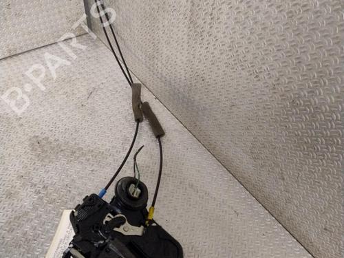 Used Rear right lock TOYOTA COROLLA Verso (ZER_, ZZE12_, R1_) 2.2 D-4D (AUR10_, AUR10R) (136 hp) 30333124