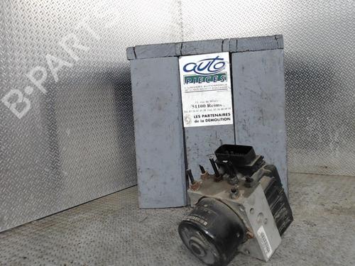 ABS Bremseaggregat PEUGEOT 206 Hatchback (2A/C) 1.4 i (75 hp) 30483702