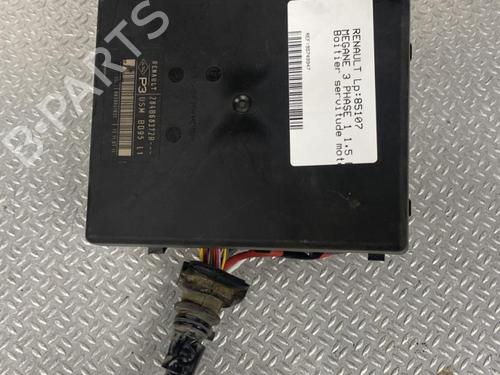 Fuse box RENAULT MEGANE III Hatchback (BZ0/1_, B3_) 1.5 dCi (BZ09, BZ0D, BZ1W, BZ29, BZ14) | BP30484528E1 - Image 2