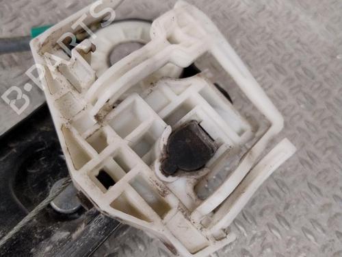 Front left window mechanism BMW X3 (E83) 2.0 d | BP36482643C22 - Image 2