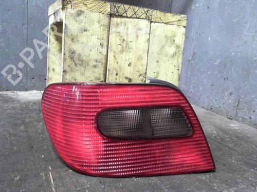 Used Left taillight CITROËN XSARA (N1) 1.4 i (75 hp) 24066411