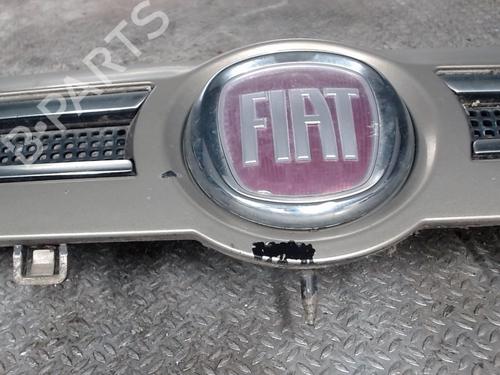 Used Grille FIAT PANDA (169_) [2003-2025]  24080263