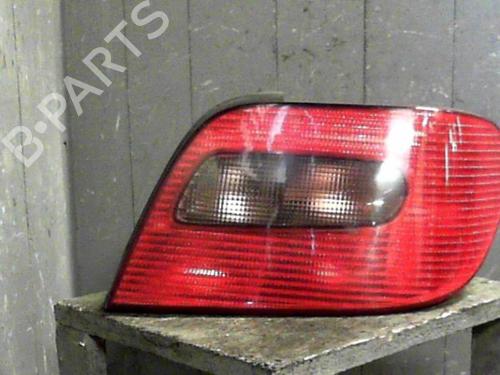 Used Right taillight CITROËN XSARA (N1) 1.9 TD (90 hp) 24064378