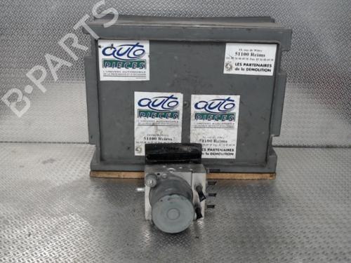 Used ABS pump PEUGEOT 307 Break (3E) 2.0 HDi 135 (136 hp) 30483408