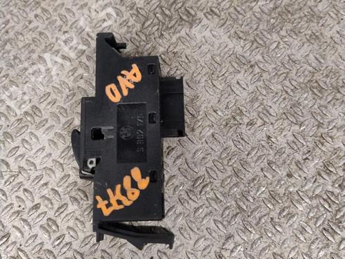 Used Switch Switch BMW 3 Compact (E46) 318 td (115 hp) 33188037 33188037