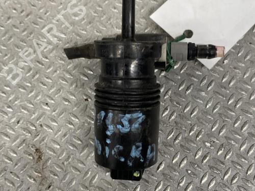 Used Washer pump Washer pump NISSAN MICRA III (K12) 1.2 16V (65 hp) 28087843 28087843