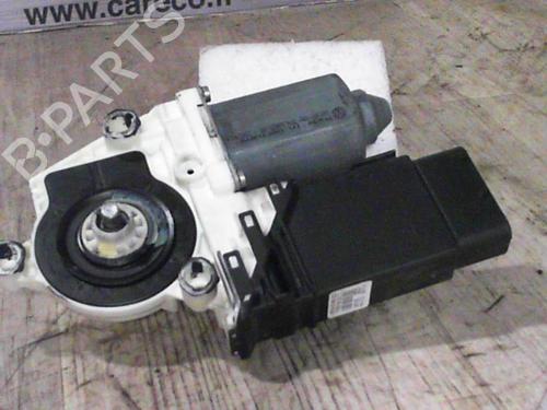 Used Left front window motor VW BORA I (1J2) 1.9 TDI (90 hp) 24067749