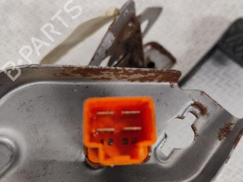 Used Break pedal NISSAN PULSAR Hatchback (C13) 1.5 dCi (110 hp) 25703572