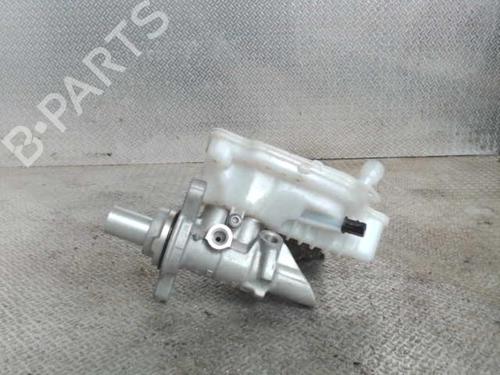Used Brake master cylinder RENAULT GRAND SCÉNIC IV (R9_) 1.7 Blue dCi 120 (R9A7, R9A8) (120 hp) 24074422