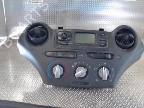 Used Climate control TOYOTA YARIS (_P1_) 1.5 (NCP13_, NCP13R) (106 hp) 24071289