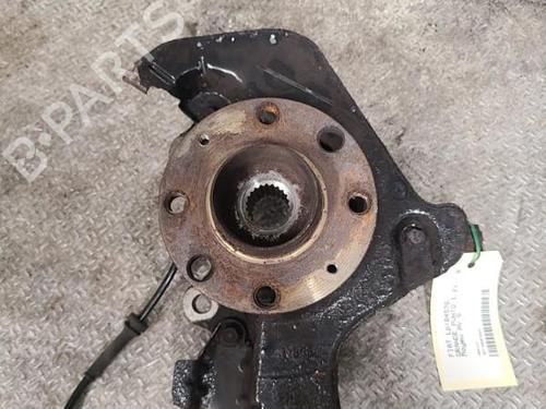 Used Right front steering knuckle FIAT GRANDE PUNTO (199_) 1.2 (65 hp) 24098752