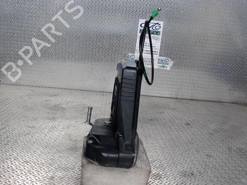 Used Rear left lock TOYOTA YARIS (_P9_) 1.4 D-4D (NLP90_, NLP90R) (90 hp) 24076197