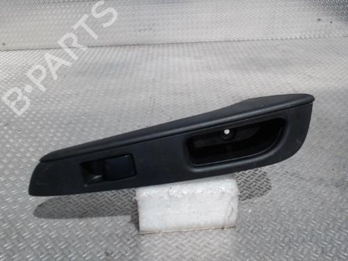 Comutador vidro trás esquerdo Comutador vidro trás esquerdo NISSAN NOTE (E12) 1.5 dCi (90 hp) 24075487 24075487