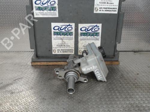 Brake master cylinder SEAT LEON SC (5F5) 1.6 TDI 8V1611021