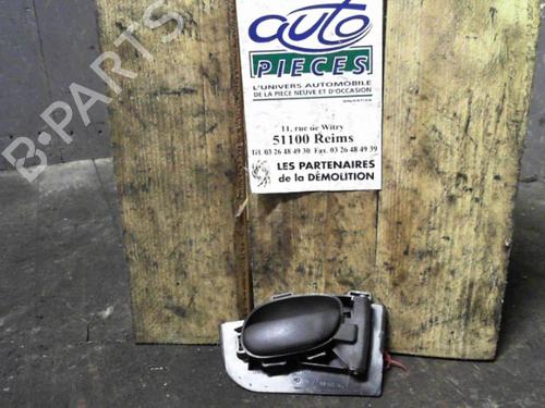 Used Rear right interior door handle Rear right interior door handle PEUGEOT 206 Hatchback (2A/C) 1.4 i (75 hp) 24066912 24066912