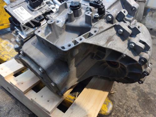 Used Gearbox Gearbox PEUGEOT 3008 I MPV (0U_) 2.0 HDi Hybrid4 (0URHCA) (200 hp) 33248317 33248317