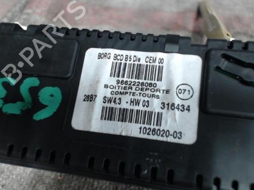 Display Display CITROËN C4 Coupe (LA_) 1.6 HDi (90 hp) 37595892 37595892