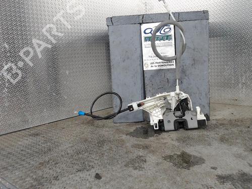 Used Front right lock MERCEDES-BENZ SPRINTER 3-t Van (B906) 210 CDI (906.611, 906.613) (95 hp) 24079605