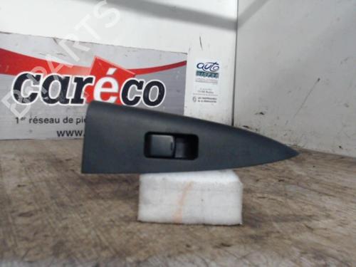Used Right rear window switch NISSAN NOTE (E11, NE11) 1.5 dCi (68 hp) 24070131