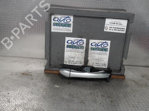 Used Front right exterior door handle MERCEDES-BENZ C-CLASS (W203) C 220 CDI (203.008) (150 hp) 24073251