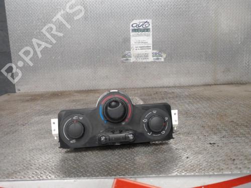 Used Climate control Climate control 24082002 24082002