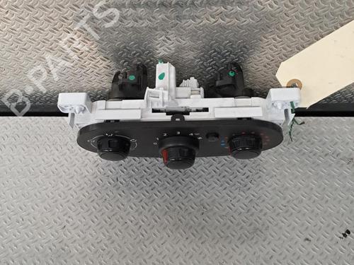 Climate control DACIA SANDERO II 1.2 | BP24060473I5