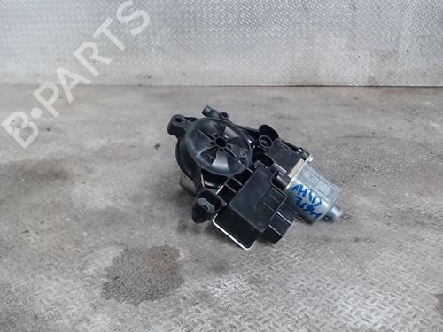 Used Rear right seatbelt SEAT LEON (5F1) 1.6 TDI (105 hp) 24081559