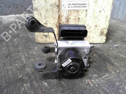 Used ABS pump ABS pump MAZDA 3 (BK) 1.6 DI Turbo (109 hp) 30483257 30483257