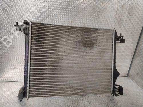 Used Water radiator Water radiator RENAULT MEGANE IV Hatchback (B9A/M/N_) 1.5 dCi 110 (B9A3) (110 hp) 32099722 32099722