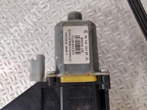 Rudehejsemekanisme ventre foran CITROËN C4 CACTUS 1.2 VTi 82 (82 hp) 31284036