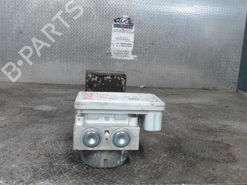 Used ABS pump ABS pump CITROËN C3 Picasso (SH_) 1.6 HDI 90 (92 hp) 30484138 30484138