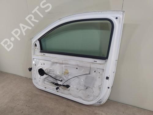 Used Right front door RENAULT CLIO III (BR0/1, CR0/1) 1.5 dCi (C/BR0G, C/BR1G) (68 hp) 27621378