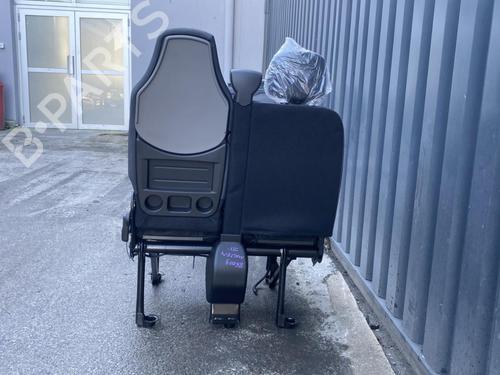 Right front seat RENAULT MASTER III Van (FV) 2.3 dCi 125 FWD (FV0C, FV0D, FV0G, FV0H, FV0J, FV0K,... | BP37038806C16 - Image 3