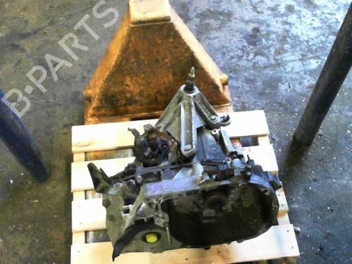 Used Gearbox NISSAN MICRA III (K12) 1.5 dCi (65 hp) 24067120