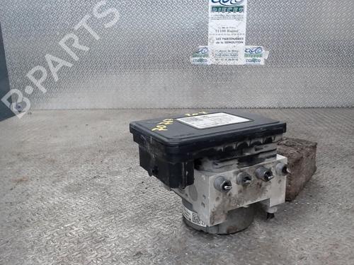 Used ABS pump ABS pump PEUGEOT 208 I (CA_, CC_) 1.6 HDi / BlueHDi 75 (75 hp) 30483731 30483731